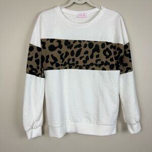 Pink Lily Sweater Womens Small Animal Print White Long Sleeve Soft Crewneck